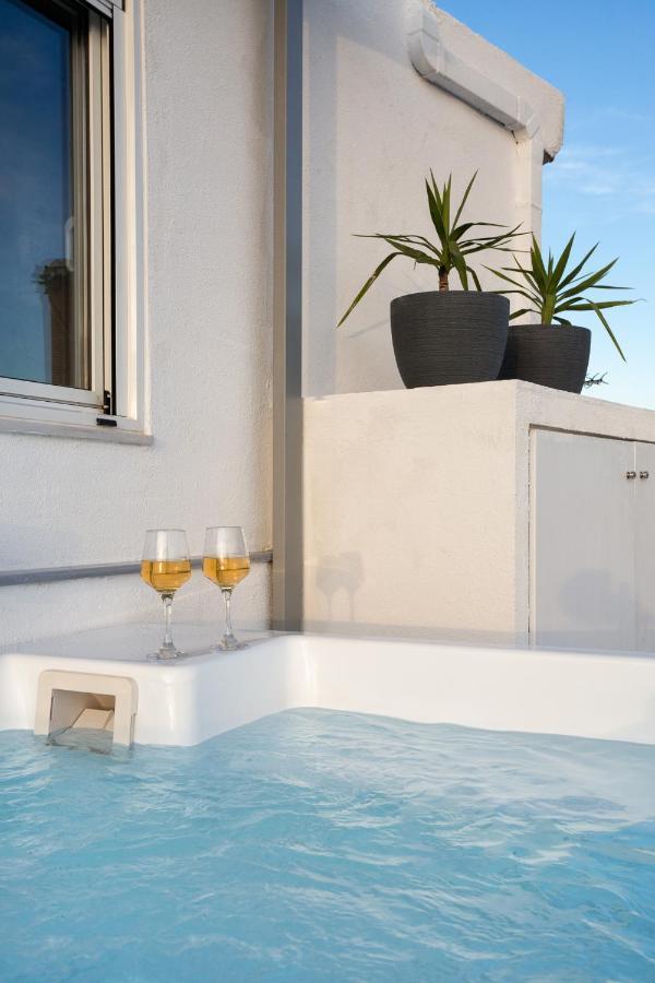 Private Jacuzzi & Acropolis View - The Loft Athens Exterior photo